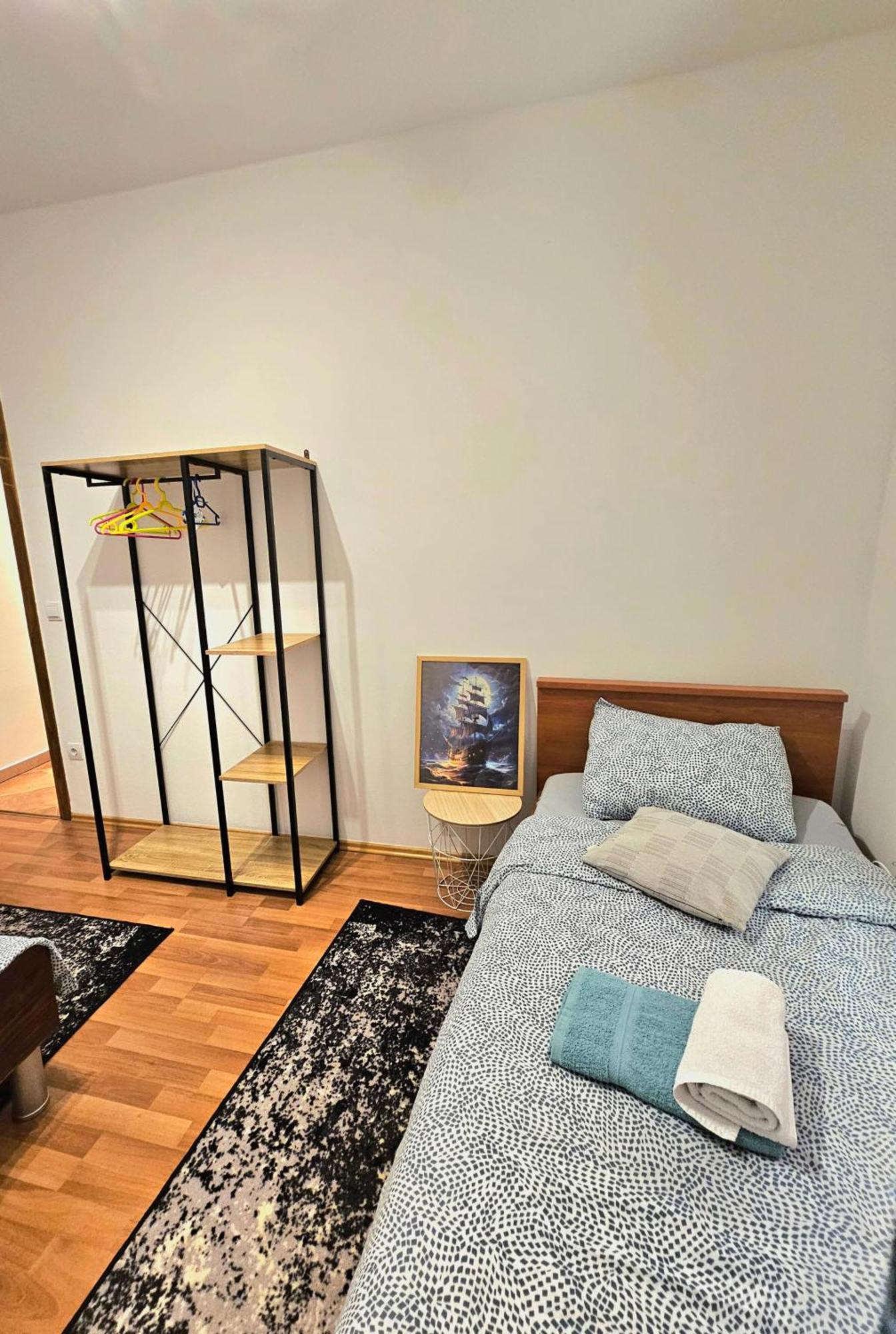 Apartment Summer Dream, Center Of